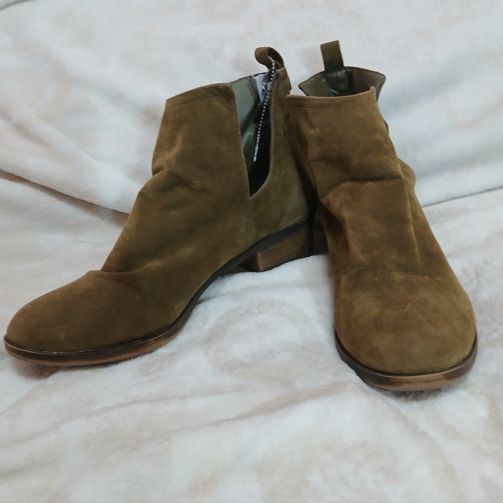 Breckelles Suede Ankle Boots - Tan
